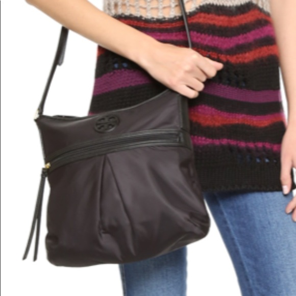 🌸NWT Tory Burch Nylon Swing Pack - Picture 5 of 8